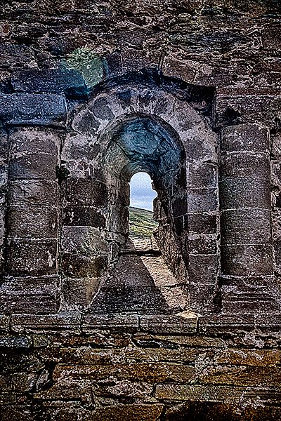 Romanesque window, Kerry by  Unknown