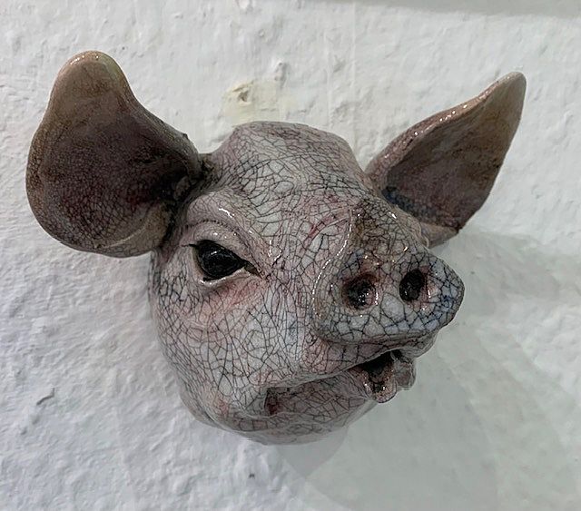 View Piggy head